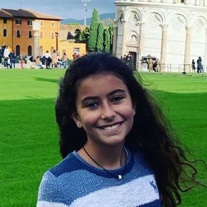 Meet your Posher, Lorena